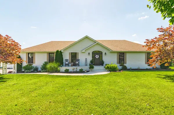 728 Greenfield Ln, Castalian Springs, TN 37031
