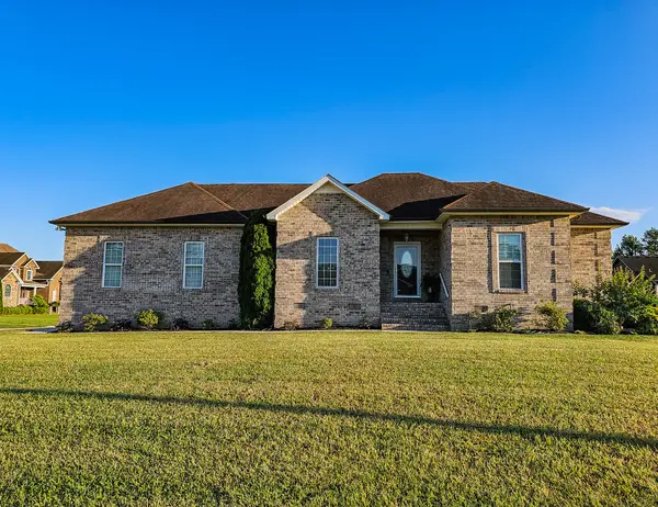 300 Woodson Dr,  Tullahoma,  TN 37388