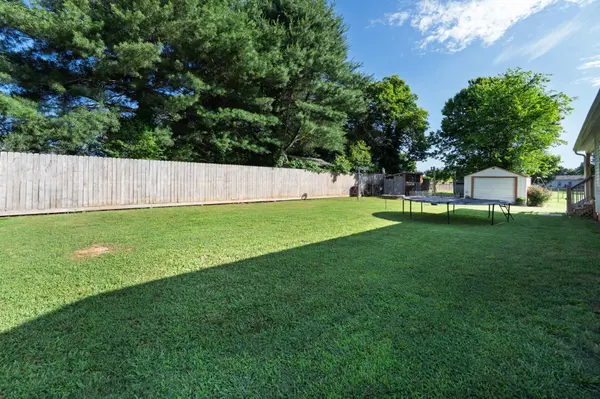 595 New Union Circle, Dayton, TN 37321