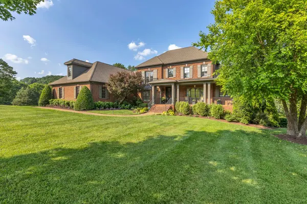 3630 Bear Creek Ln,  Thompsons Station,  TN 37179