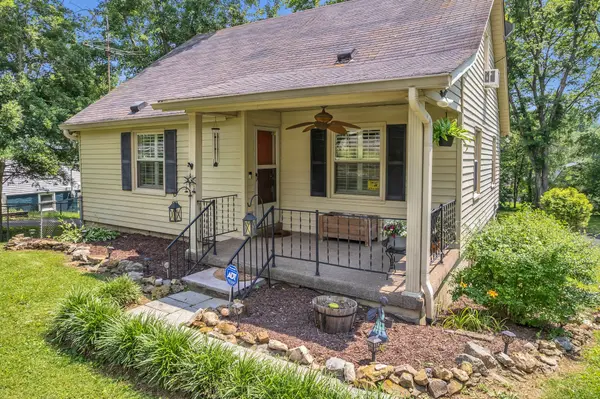 214 W Cedar St, Goodlettsville, TN 37072