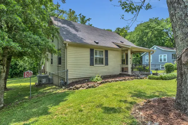 214 W Cedar St, Goodlettsville, TN 37072
