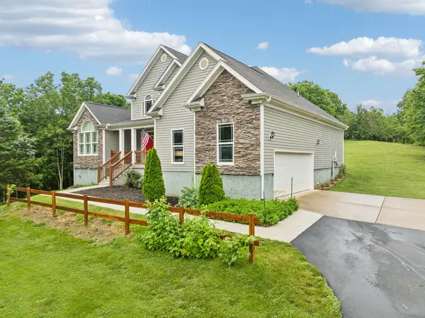 168 Agee Branch Ln, Hickman, TN 38567