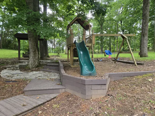 449 Faith Rae Blvd, Morrison, TN 37357