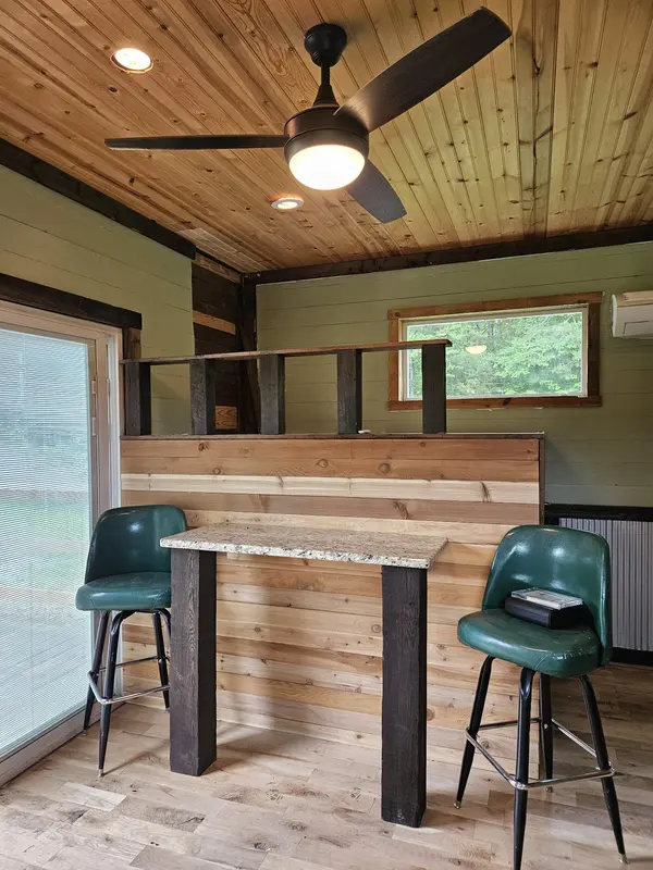 200 Caney Bend Rd, Doyle, TN 38559