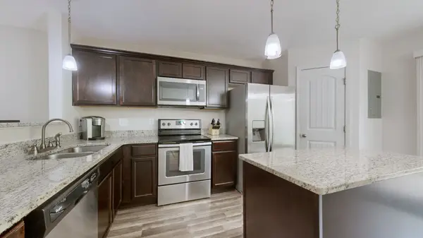 278 Cobblestone Place Dr, Goodlettsville, TN 37072