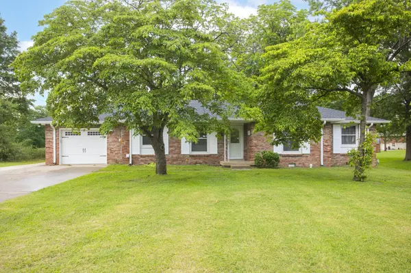 102 Ryburn Dr,  Old Hickory,  TN 37138
