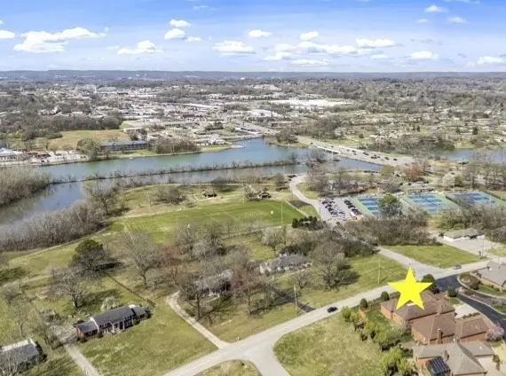 100 Carriage Way, Hendersonville, TN 37075