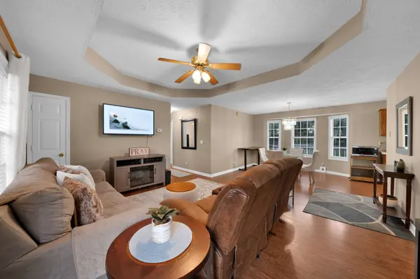 2879 Chinquapin Ln, Clarksville, TN 37043