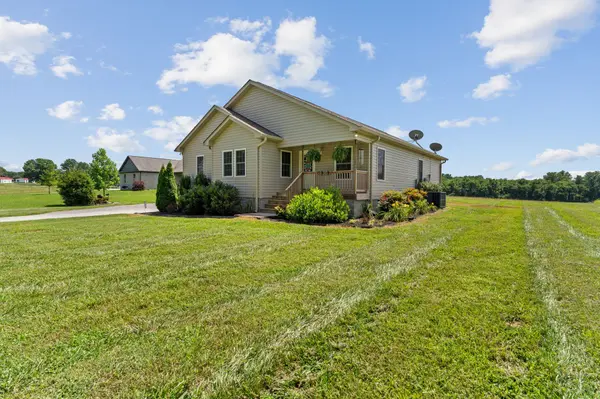315 Burnley Rd, Hartsville, TN 37074