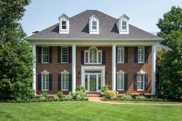 2208 Chadwick Ct, Mount Juliet, TN 37122