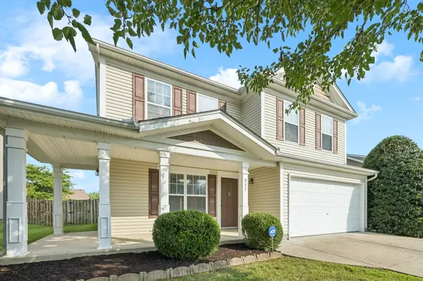 907 Grand Oak Dr, Smyrna, TN 37167