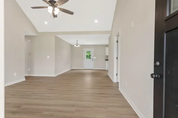 2327 Claude Fox Rd, Cornersville, TN 37047