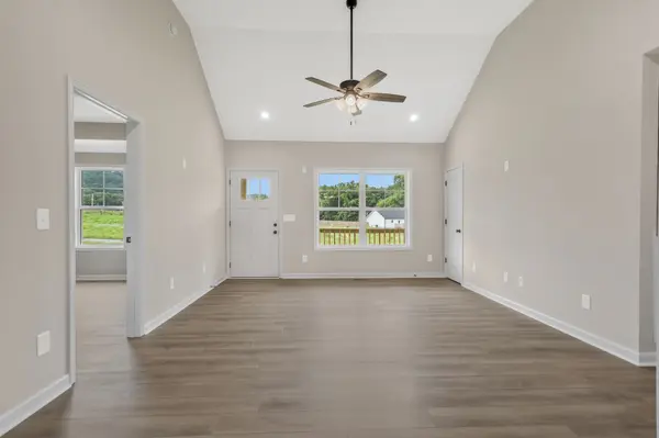 2327 Claude Fox Rd, Cornersville, TN 37047