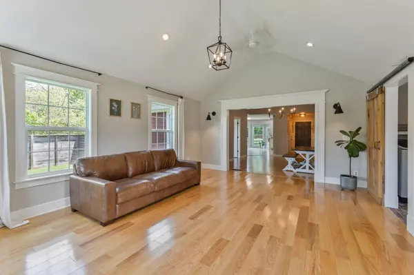 4429 Thomasville Rd, Chapmansboro, TN 37035