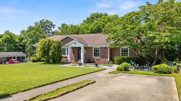 605 Jackson Ave, Carthage, TN 37030