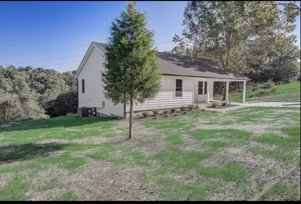 713 Cherrywood Ct, Ashland City, TN 37015