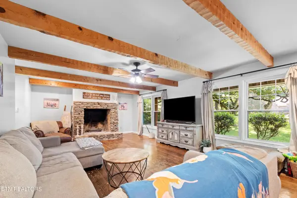 2107 Belcaro Drive, Knoxville, TN 37918