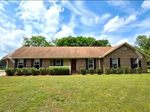 2519 Regency Park Dr,  Murfreesboro,  TN 37129