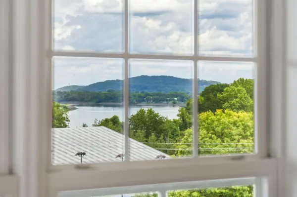 737 Battery Place #301, Chattanooga, TN 37403