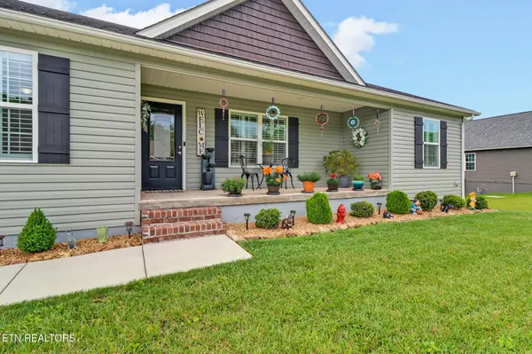 282 Deerfield Rd, Crossville, TN 38555