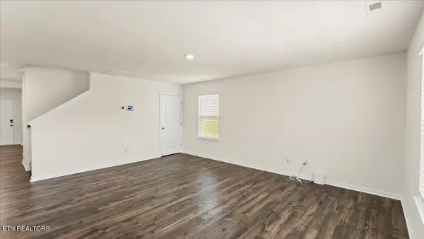 5083 Elm Brook Rd, Dandridge, TN 37725