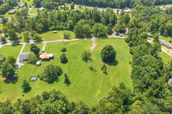 140 Butler Rd, Parsons, TN 38363