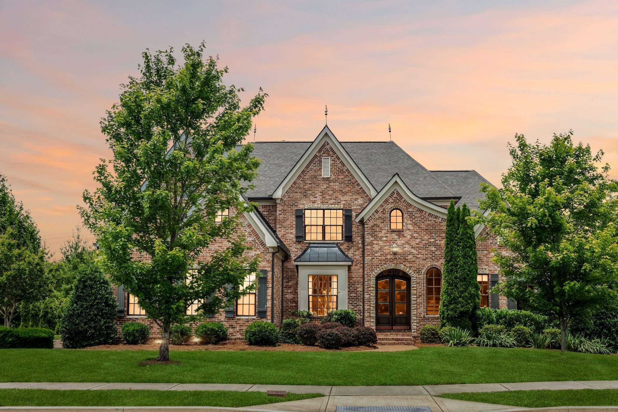 1825 Barnstaple Ln, Brentwood, TN 37027