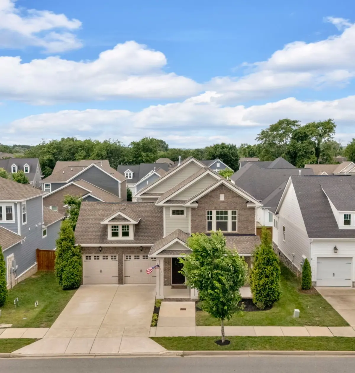 616 Penhurst Pl, Hendersonville, TN 37075