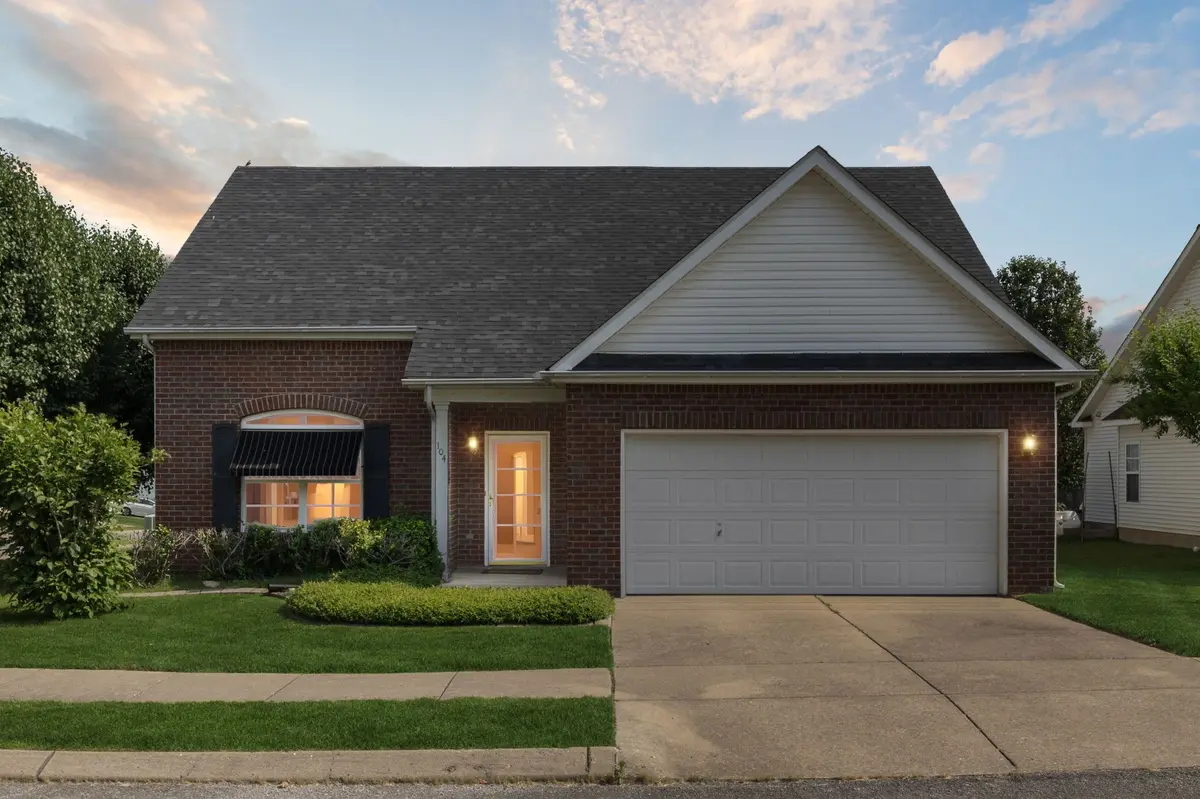 104 Coldwater Dr, Hendersonville, TN 37075