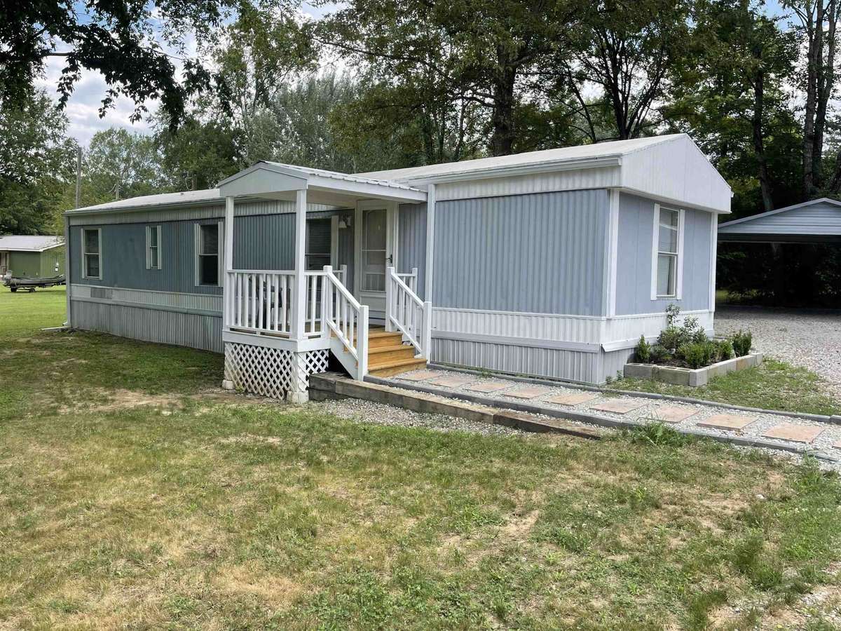 225 HARDY RD, Adamsville, TN 38310