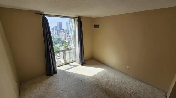 222 N Columbus DR #3102, Chicago, IL 60601