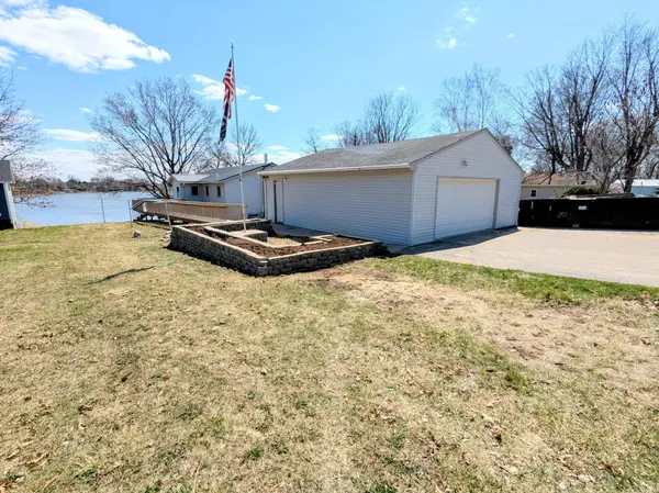 46167 Jefferson Lake DR, Cleveland, MN 56017