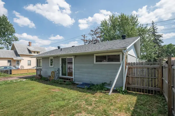 609 Grant ST, Anoka, MN 55303