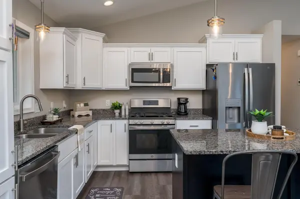 12 Kodiak CT, North Mankato, MN 56003