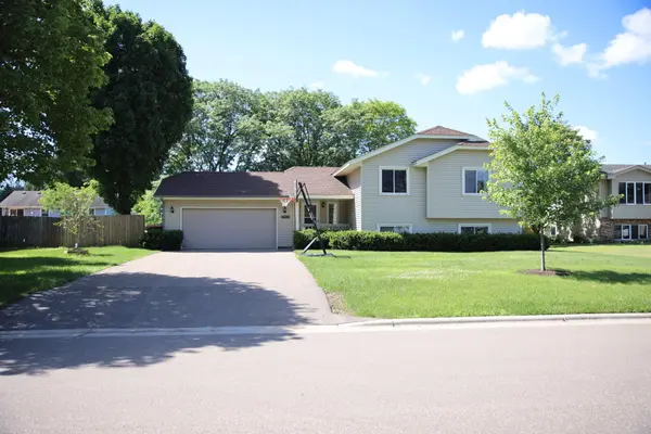3930 99th AVE NE, Circle Pines, MN 55014
