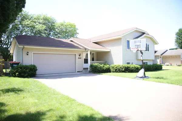 3930 99th AVE NE, Circle Pines, MN 55014
