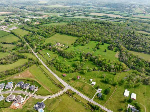 8039 Horton Hwy, Arrington, TN 37014