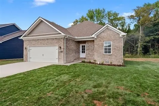 608 Pleasant Meadow Ln, Bowling Green, KY 42101