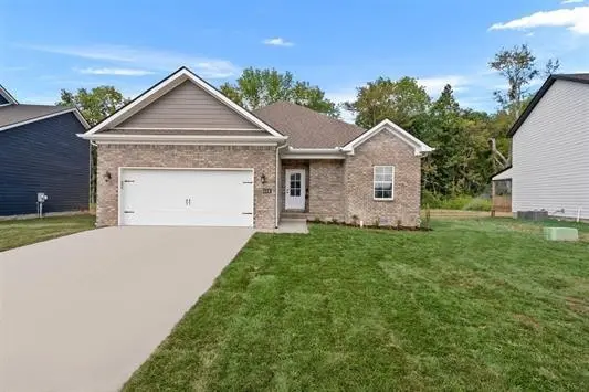 608 Pleasant Meadow Ln, Bowling Green, KY 42101