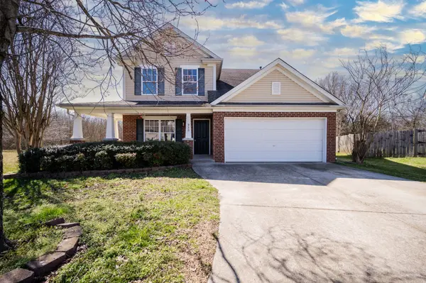 930 Grand Oak Dr,  Smyrna,  TN 37167