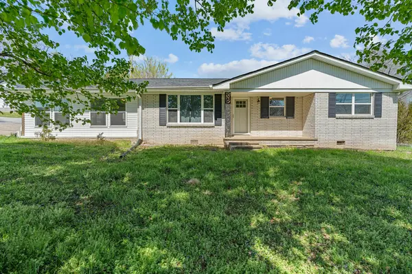 799 McMurry Blvd #E, Hartsville, TN 37074