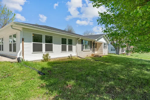 799 McMurry Blvd #E, Hartsville, TN 37074