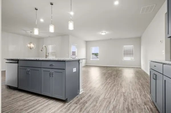 1234 English Oak Dr, Clarksville, TN 37043
