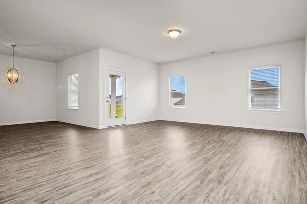 1234 English Oak Dr, Clarksville, TN 37043