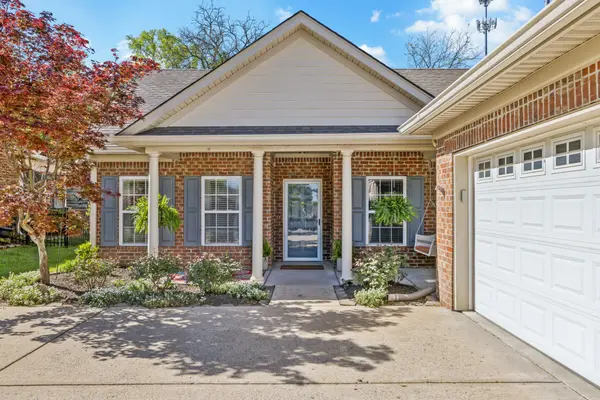 232 Wrennewood Ln, Franklin, TN 37064