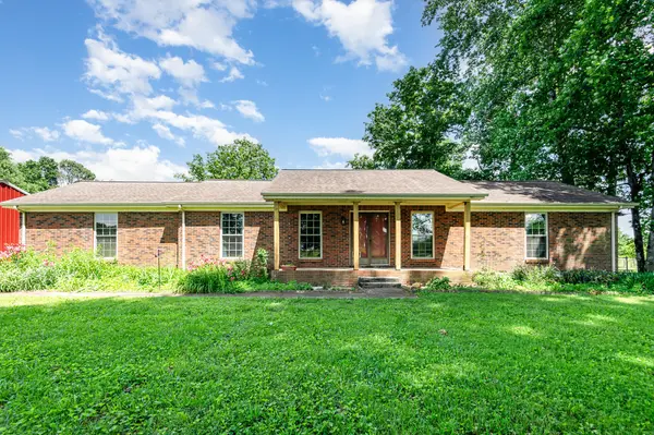 270 Greenfield Ln, Castalian Springs, TN 37031