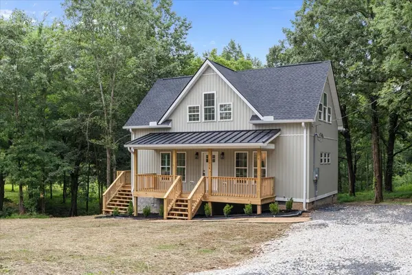 1014 Promise Land Rd, Charlotte, TN 37036