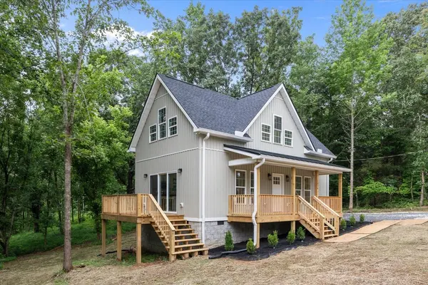 1014 Promise Land Rd, Charlotte, TN 37036