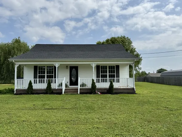 6 Big Bear Dr, Fayetteville, TN 37334